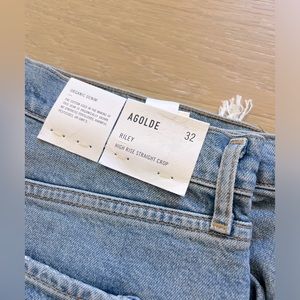New WITH tags! Popular Riley Agolde Jeans.